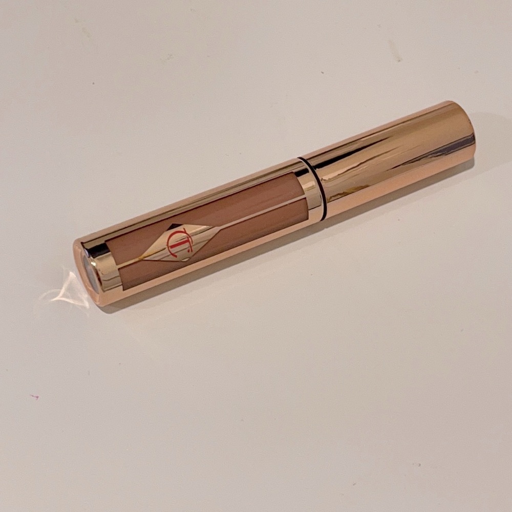 BNWT Hollywood Liquid Lipstick Charlotte Darling